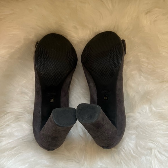 PRADA Logo Buckle Block Heel Suede Leather Pumps - Picture 8 of 10